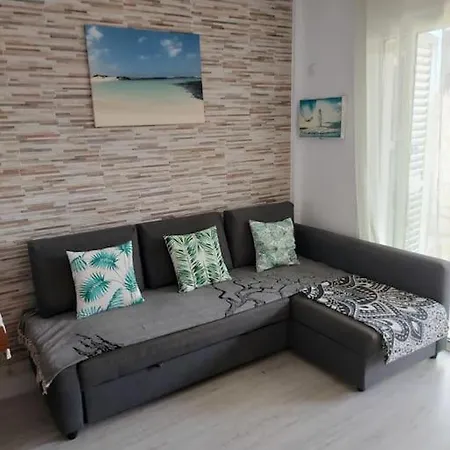 Laikas House